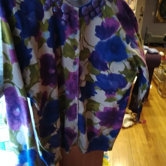 WD NY Embellished cardigan  with purple stones - Picture 8 of 9